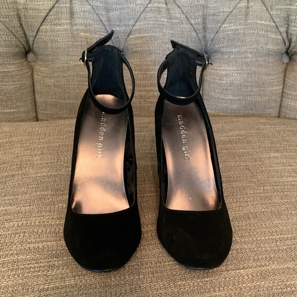 Black suede Madden Girl by Steve Madden heels NWOT - Picture 2 of 7